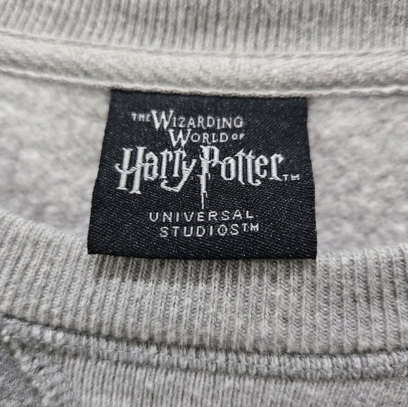 WIZARDING WORLD HARRY POTTER GREY LONG SLEEVE HUFFLEPUFF SWEATSHIRT UNISEX M - Picture 5 of 13